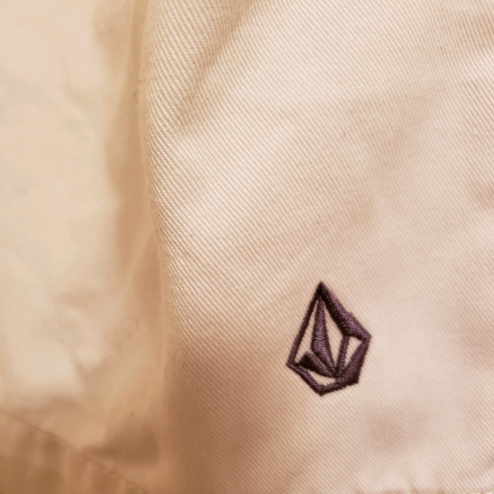 Volcom Shorts - Picture 3 of 3